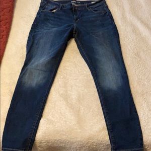 💙Old Navy Super Skinny Jeans 💙